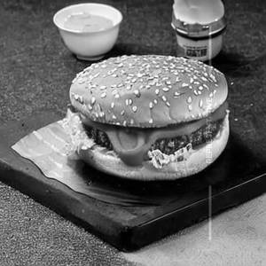 Veg grilled makhani burger