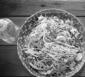 Egg Singapuri Noodles