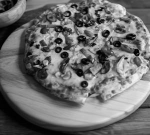 Veggie Supreme Pizza