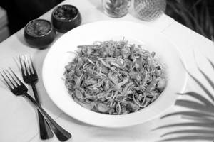 Double Chicken Schezwan Noodles