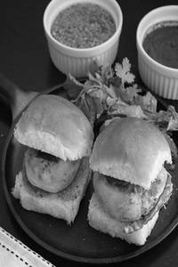 Vada Pav