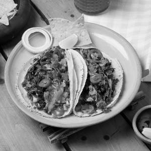 Crispy Baja Fried Chicken Soft Tacos