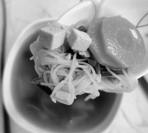 Clear Noodles Soup (Serves 2/3)