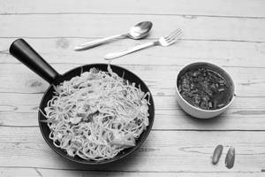 Veg Hakka Noodle and Califlower Manchurian Gravy