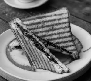 CHOCLATE SANDWICH