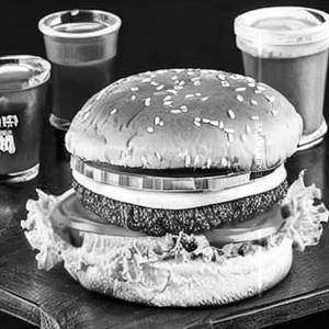 Chefs special burger 