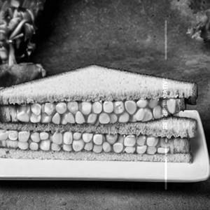 Sweet corn sandwich