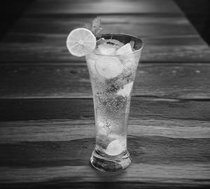 Fresh lemon soda