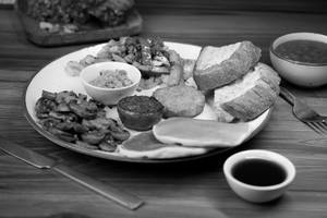 Veg English Breakfast Platter