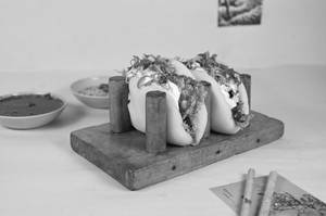 Garlic Spinach Chicken Bao