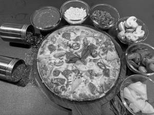 Veggie Pineapple Pizza