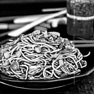 Chicken Chilly Garlic Noodles