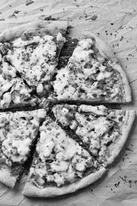 Chicken Golden Delight Pizza