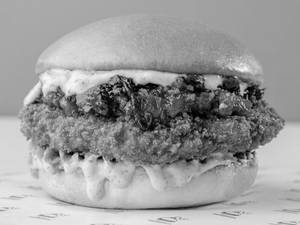 Crispy Chicken Jucy Lucy Burger