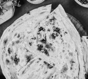 Chilli Cheese Naan