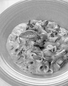 JAIN Pink Sauce Pasta