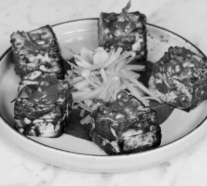 Thecha Paneer Basil Tikka (Nut Free)