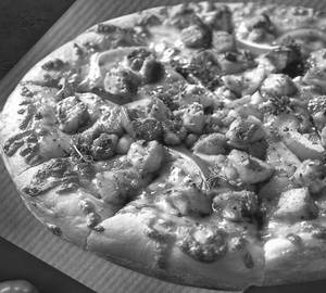 Butter Chicken Pizza Large - 8 Piece