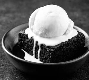 Brownie With Ice Cream
