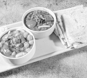 Veg Tadka With Chana Masala And 5 Rumali Roti