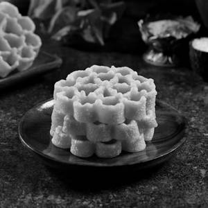 Rose Cookies 1 Packet ( 5 Pcs )