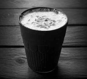 Plain meethi lassi