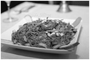 Chilli garlic noodles