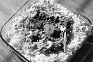 Jama Masjid Ki Hari Mirchi Mutton Biryani