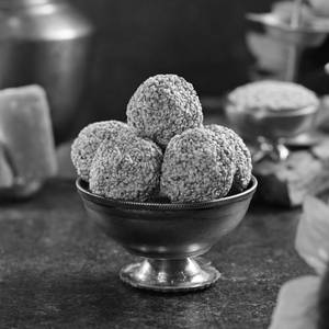 Nuvvulu Laddu 