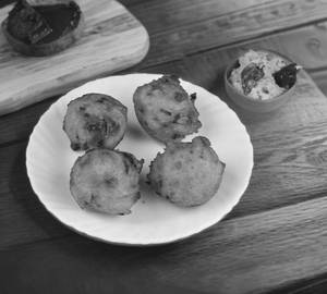Onion Bonda
