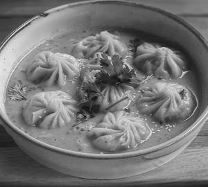 Jhol veg momos