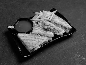 Chicken Cheese (sandwich)