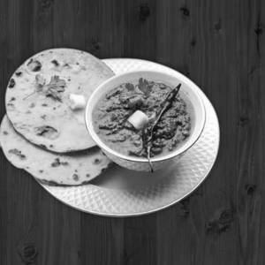 Special Sarson ka Saag with 2 Makki ki Roti