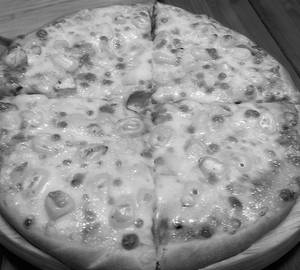 Sweet corn pizza