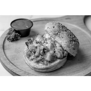 Italian Sausage Sandwich In Bun (non-veg)