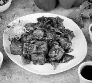 Chilli Paneer Dry [10 Pieces]