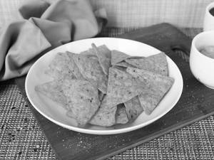 Nachos With Salsa