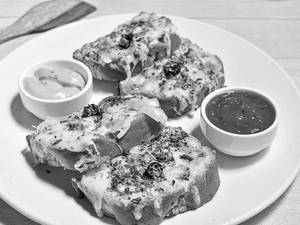 Garlic Toast With Cheese