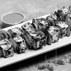 Rasila Paneer Tikka