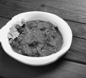 Tangy tomato chutney
