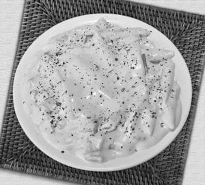 White sauce pasta