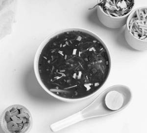 Hot & sour soup full (500ml)