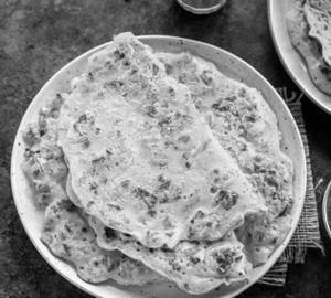 Coriander besan chilla 2pcs