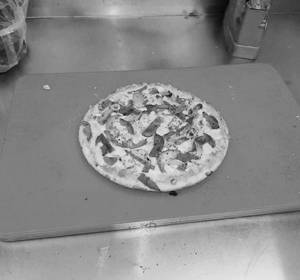 Changezi Paneer Pizza [Serves 1]