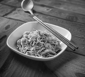Egg Singapore Noodles