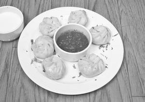Veg. Steam Momos
