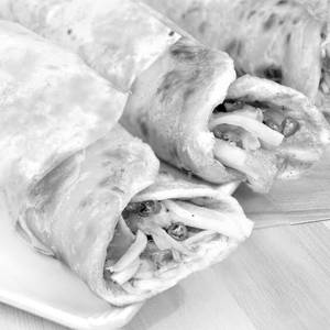 Chicken egg roll
