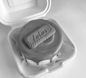 Eggless Lotus Biscoff Bento Cake [ 300 Grams ]