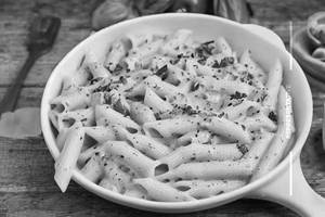 White sauce pasta [veg]