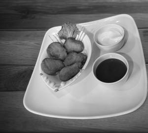 Chicken Nuggets [5 Pieces]